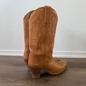 Vintage Frye cowgirl boots
